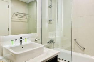 Vserve - Stylish specious - 1 Bedroom with Canal View - 2