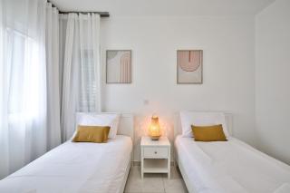 Aphrodite Gardens Stunning Villa by VICHY Holidays - Paphos - 3