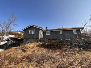 A Peaceful Mountain Retreat - 0