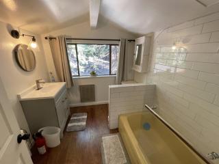 Walking Distance To The Lake And Beach! - Kings Beach - 2