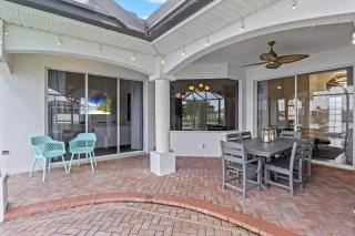 Back Up To The Canal, Private Pool, Hot Tub - Cape Coral - 3