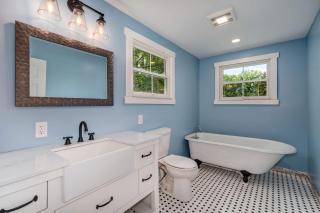 Amazing and Spacious Cabin Rental for Wisconsin Family Vacation - Saint Croix Falls - 1