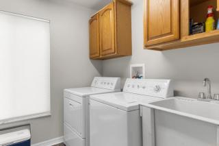 Candida's Retreat - Spring Hill - 2