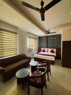 Hotel Madhu Palace Near Delhi Airport - New Delhi - 4