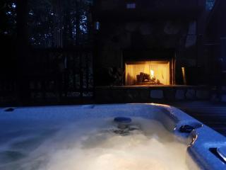 Incredible Cabin with Fireplace and Hot-tub Next to Hiking Trails in Mineral Bluff, Georgia - 6