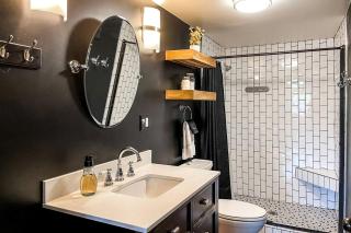 Entire Three Cabins Property Perfect for Big Groups in Marion, Illinois - 1
