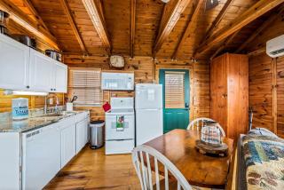 Impressive Wooden Rustic Cabin with Fireplace in Mentone, Alabama - Mentone - 5
