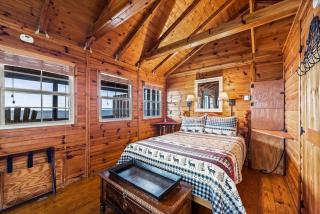 Impressive Wooden Rustic Cabin with Fireplace in Mentone, Alabama - Mentone - 3