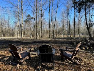 Stunning Cabin with Spa Perfect for Outdoor Sports in Carbondale, Illinois - Carbondale - 4