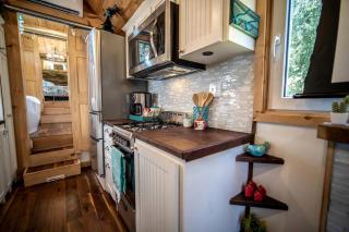 Luxurious Tiny House in Georgia - - 3