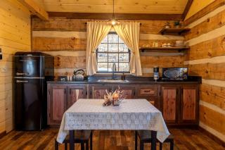Rustic Wooden Cabin with Hot-tub in Riverton, West Virginia - - 8