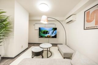 R101-Shinjuku 13 minUp to 8 people 60 sqmFull renovationRoppongi and Tsukiji direct accessFamily group7 min to Ochiai Minami-Nagasaki Station - 1