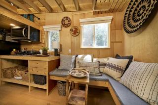 Off-Grid Beautiful Tiny House Ideal for a Romantic Getaway in New Mexico - Tijeras - 5