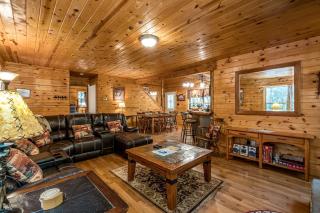 Secluded Cabin with Hot-tub and Fire Pit in Cleveland, Georgia - 7