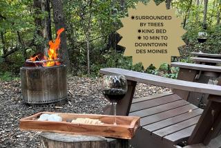 Stunning Tented Cabin with Fire Pit in Des Moines, Iowa - Des Moines - 6