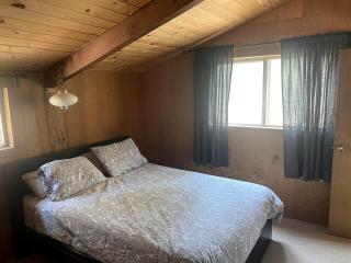 Rustic Cabin Rental near Hoodoo Ski Area and the Deschutes River in Sisters, Oregon - Sisters - 6