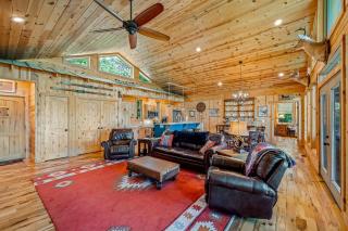 Majestic Cottage with Open Living Spaces and Views in Mentone, Alabama - Mentone - 3