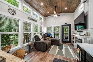Incredible Cottage with Fire Pit and Stunning Forest Views in Mentore, Alabama - Mentone - 4