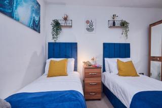 Leeds - 4 Beds - Balcony - WIFI - Yorksha Property - 9