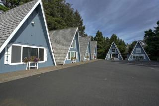 Gorgeous A-Frame by the Beach in Otter Rock, Oregon - Otter Rock - 3