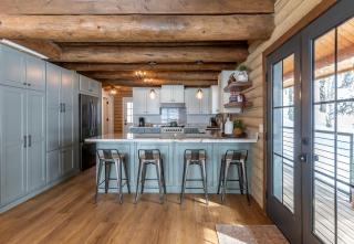 Magnificent Cabin with Spa and Luxurious Interior in Wyoming - Alpine - 5