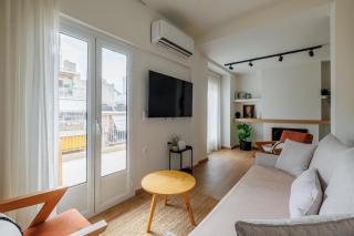 Penthouse 4th fl apartment at Pagrati-large veranda - Athens - 3