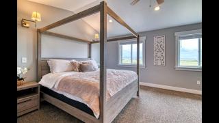 Isolated Cabin with Hot-Tub and Foosball Table in Idaho - 2