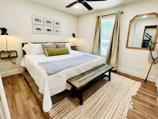 Fantastic Lakehouse with Fire Pit and Garden in Chico, Texas - Chico - 3