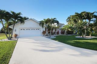 Waterfront Villa With Gulf Access! - Cape Coral - 5
