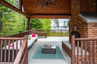 Secluded Cabin with Fireplace and Games in Lily Bay Township, Maine - Kokadjo - 5