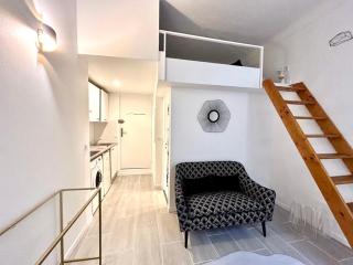 City Center Studio - 1 min Train Station & Main Street - Niza - 0