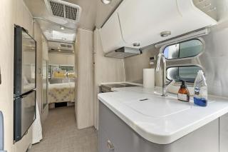 Fully-Equipped Airstream Rental for Glamping in Chelan, Washington - Chelan - 4