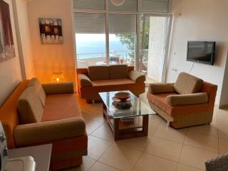 Beachfront Residence - Sarandë - 9