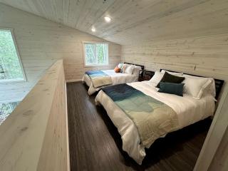 Beautiful Secluded Cabin in Anchorage, Alaska - 6
