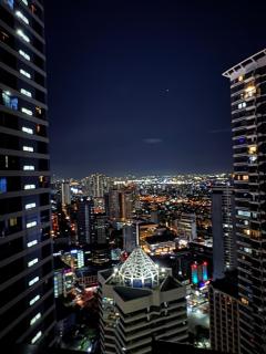 City chic in the heart of Makati #4609 - Manila - 1