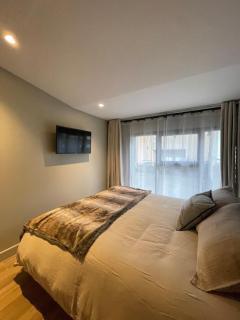 GRAND COSY 10-12 pers Ax Thermes Centre Terrasse Parking - Ax-les-Thermes - 1