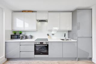 Rockstar Greyz - Sleeps 7 - Central - The Hyde - 5