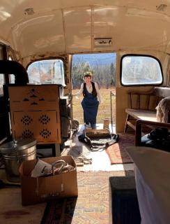 Fabulous 1962 Vintage Bus for White Mountain National Forest Getaways - - 4