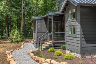 Stunning and Fully-Equipped Tiny House with Breathtaking Views of South Cumberland State Park in Monteagle, TN - Monteagle - 1