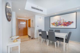 StayShort - Spacious 3BR Marina Stay with City Views - 2