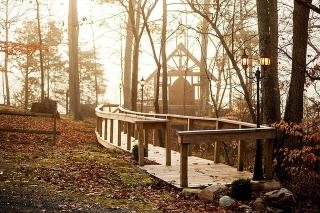 Charming Glamping Rental with Fireplace near Great Smoky Mountains National Park - Greeneville - 8
