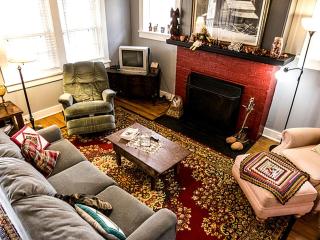 Charming Glamping Rental with Fireplace near Great Smoky Mountains National Park - Greeneville - 7