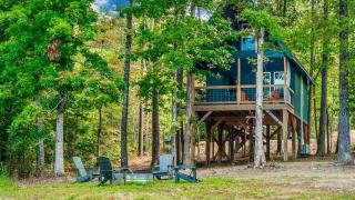 Gorgeous Tiny Tree House with Fire Pit Great for Small Families in Alabama - Congo - 7