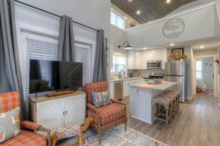 Incredible Cabin with Fire Pit and Great Vistas in Monteagle, Tennessee - 6