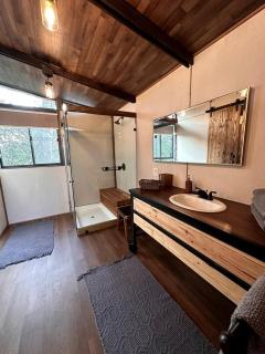 Lakefront Glamping Escape in Bashrop, Texas for Weekends Away in Nature - Bastrop - 5