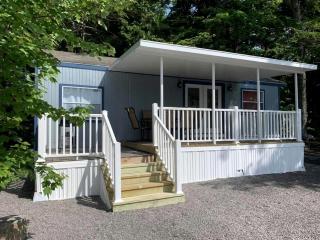 Millay Cabin with Beachview Deck - Naples - 4