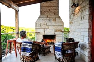 Entire Property Rental for Large Groups Sleeping 40+ Guests with Pool and Fire Pit in Texas Hill Country near Austin, Texas - Hammetts Crossing - 6