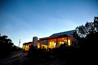 Entire Property Rental for Large Groups Sleeping 40+ Guests with Pool and Fire Pit in Texas Hill Country near Austin, Texas - Hammetts Crossing - 4