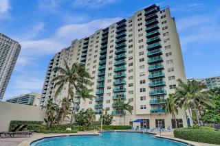 Luxury Beachfront Apartments 4001 S Ocean Dr - Hollywood - 7