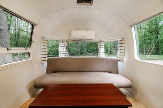 Waterfront, Pet Friendly Airstream near Lake George in the Adirondack, New York - Corinth - 4